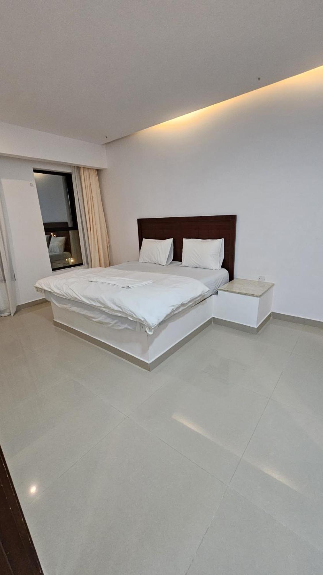 Luxury 1Bkh Fully Furnished Apartment Salalah Exterior foto